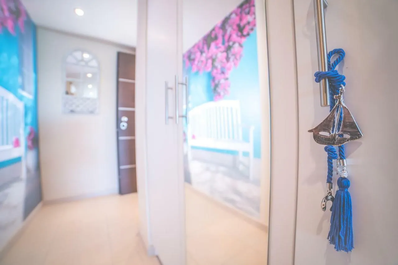 아파트 Aslanis Luxury Suites 테살로니키